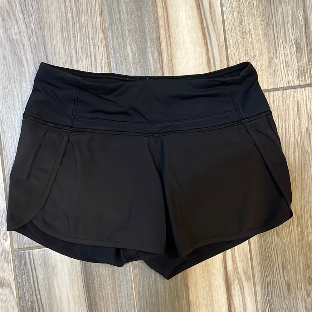 Lululemon shorts black size 2